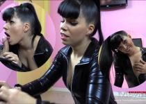 Catsuit paint Lady at kinky blowjob